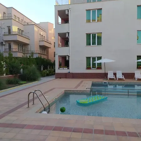 Apartment In Complex Tara *